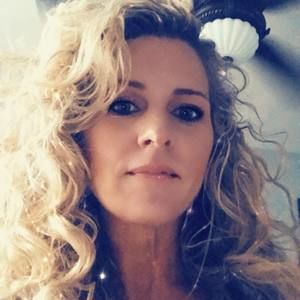 Meet your Posher, Kelli